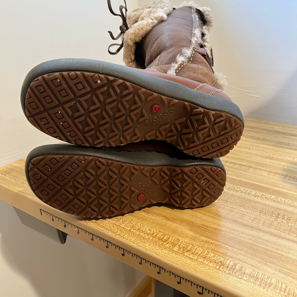 Blondo leather and sheepskin winter boots. - Picture 4 of 8